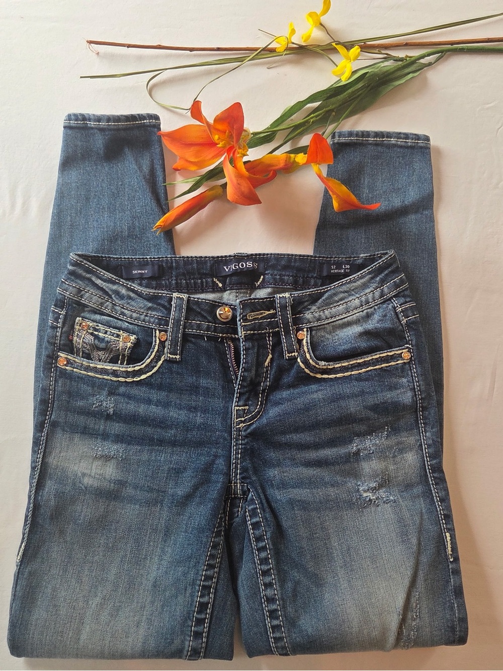 Vigoss Women's Medium Blue Distressed Skinny Jeans - 2